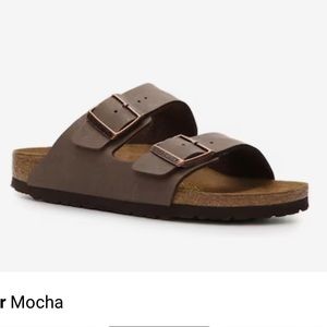 Birkenstock Arizonas in mocha
